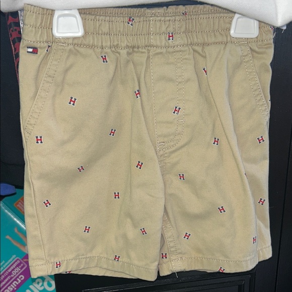 Tommy Hilfiger Kids Polo Shirt with Navy Accent
SHORTS - Picture 4 of 5